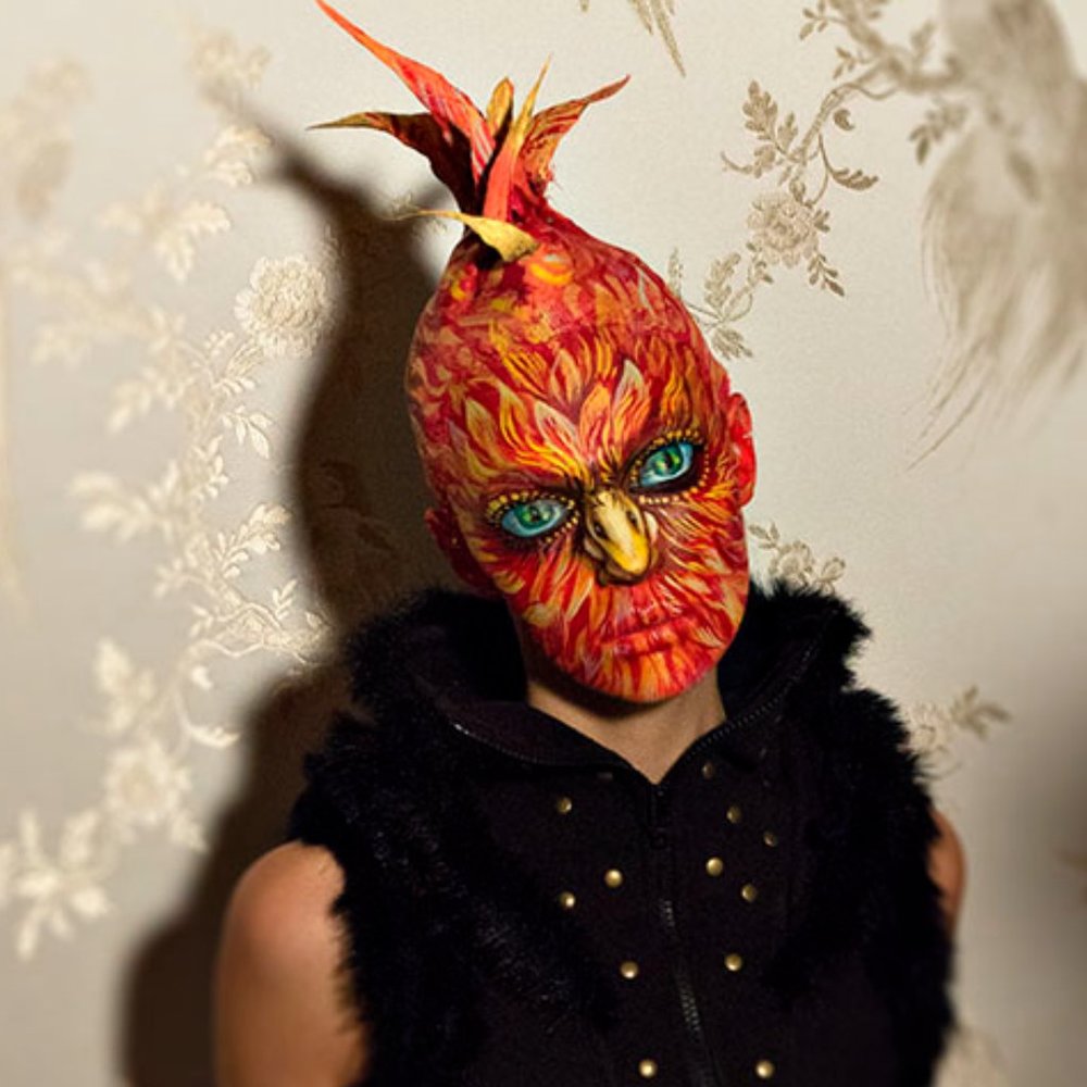 Meet your Posher, Lola